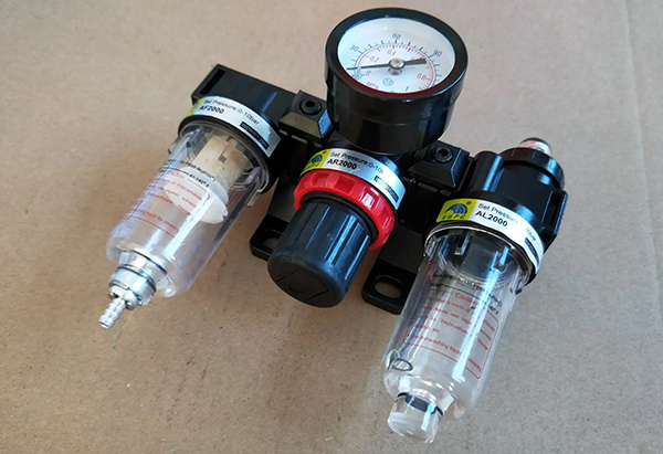 �y�T��(zh��)�����՚��^�V�p���y